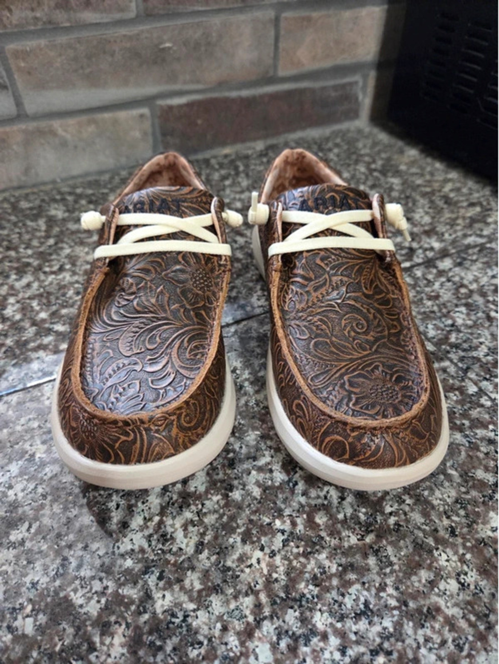 Ariat Women's Hilo Floral Embossed Leather Slip-On (Style Number: 10042508).